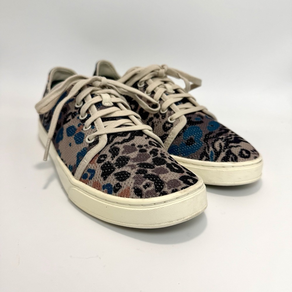 OLUKAI Pehuea Li - Women's meter shoes Lace Up Sneakers Size 7.5